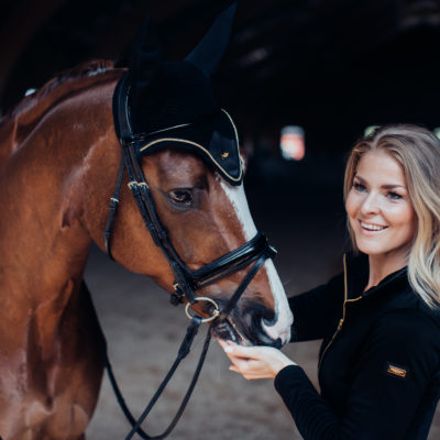 equestrian-stockholm-black-gold