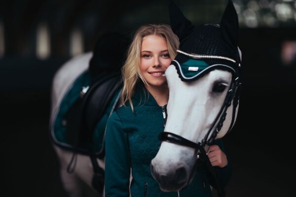 equestrian-stockholm-ear-net-emerald