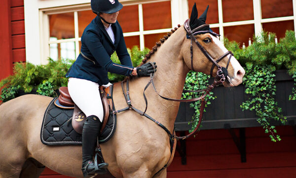 equestrian-stockholm-black-edition-fulvedo