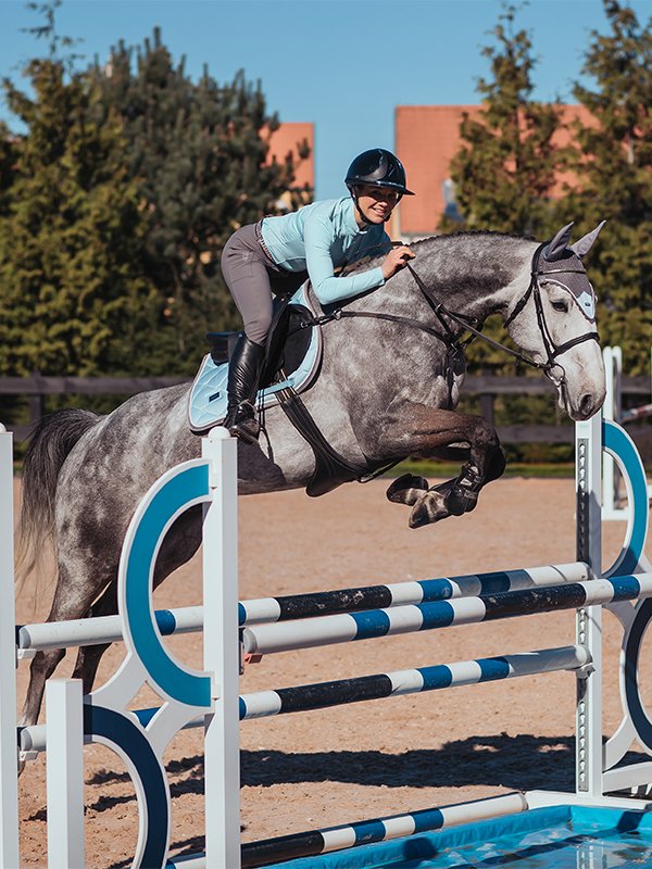 equestrian-stockholm-jump-saddle-pad-ice-blue