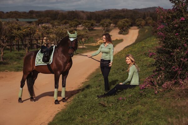 equestrian-stockholm-dressage-saddle-pad-pistachio-white